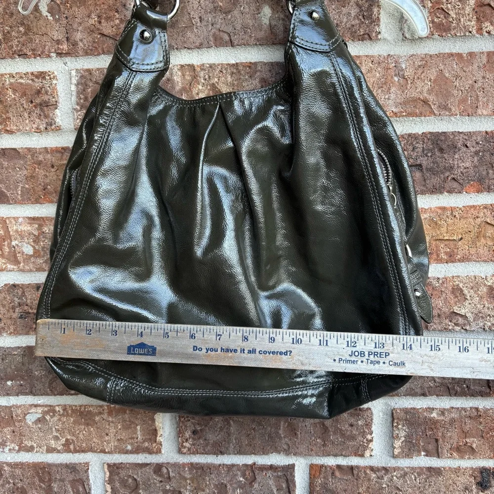 Vintage coach Leather Bag with Lavender Interior - Picture 5 of 12